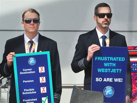 WestJet pilots issue 72 hour strike notice